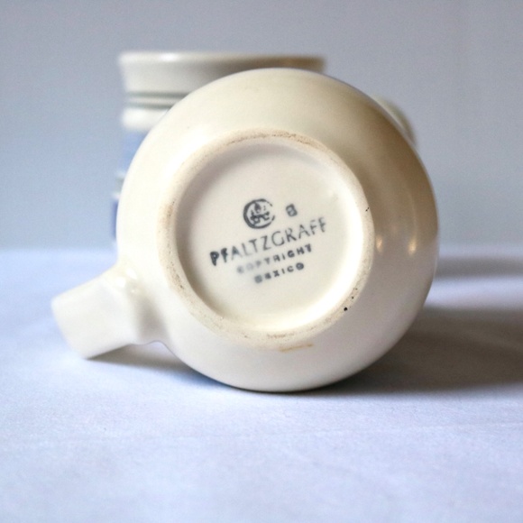 Set of 2 Pfaltzgraff 'Rio' Coffee Tea Mugs Cups White Blue Stoneware Mexico Fall - Picture 2 of 7